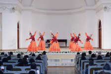 В Баку прошел праздник культуры тюркского мира - музыка, танец и фольклор (ФОТО)