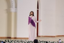 В Баку прошел праздник культуры тюркского мира - музыка, танец и фольклор (ФОТО)