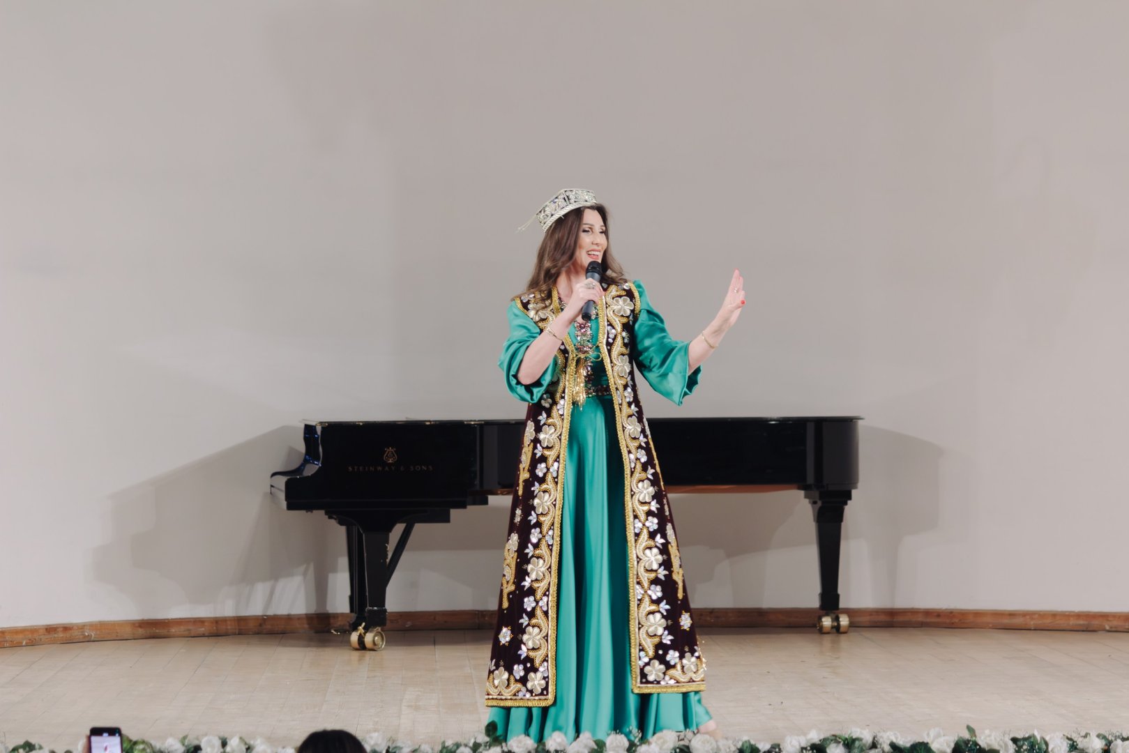 В Баку прошел праздник культуры тюркского мира - музыка, танец и фольклор (ФОТО)