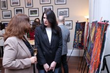 Вторая жизнь азербайджанских ковров - сочетание традиционных и современных художественных техник (ФОТО)