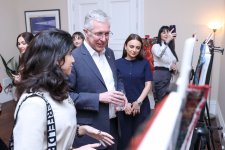 Вторая жизнь азербайджанских ковров - сочетание традиционных и современных художественных техник (ФОТО)