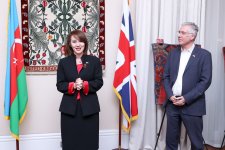 Вторая жизнь азербайджанских ковров - сочетание традиционных и современных художественных техник (ФОТО)