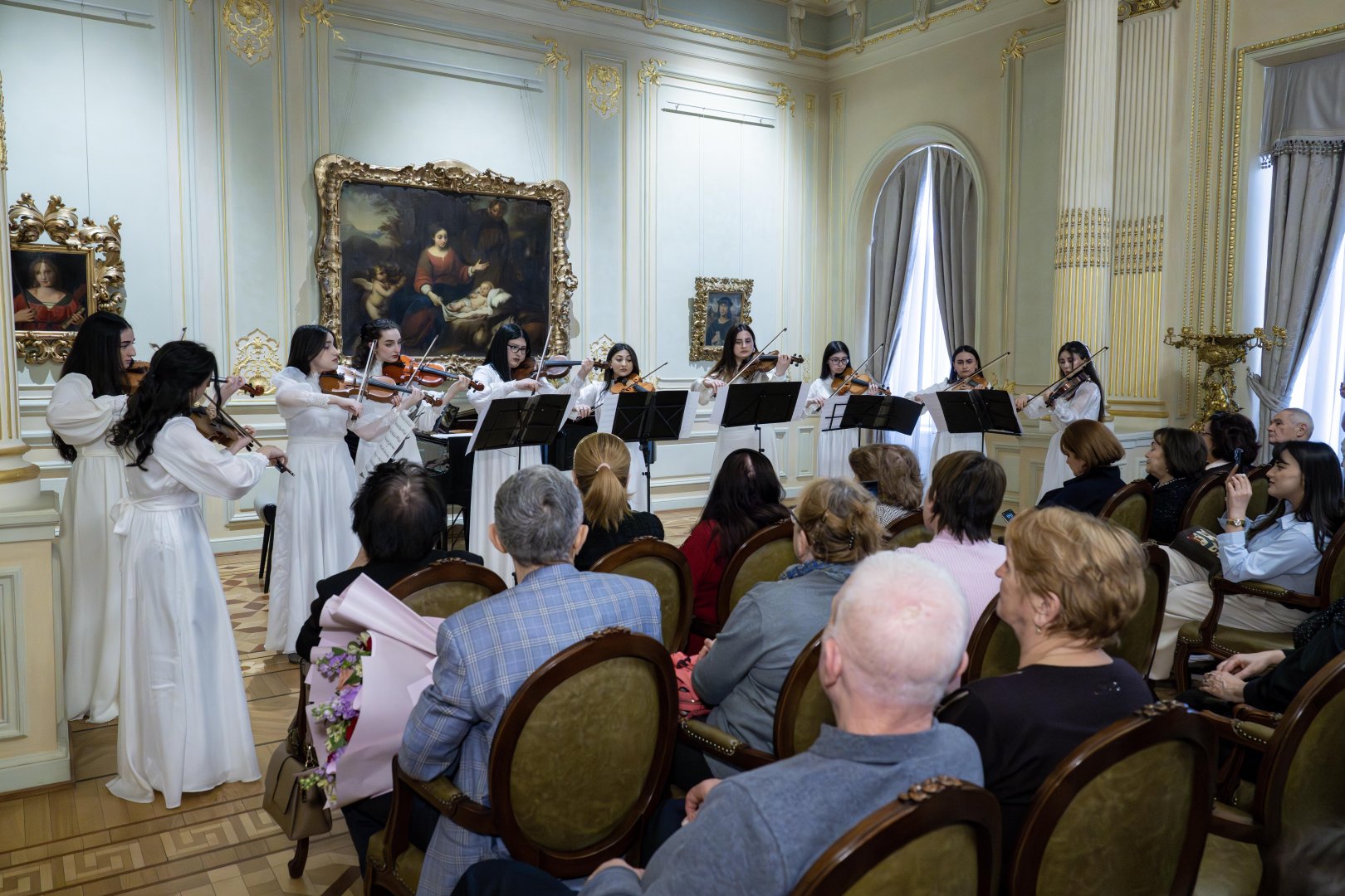 Баку в классике Detache-Sabah - мелодии скрипки в атмосферных музейных залах