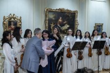 Баку в классике Detache-Sabah - мелодии скрипки в атмосферных музейных залах