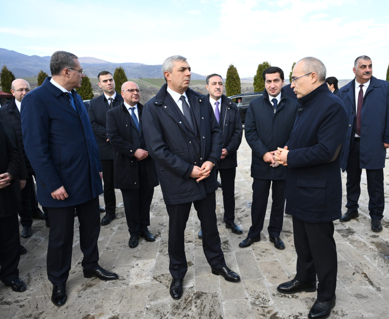 Проведен осмотр завода по производству подсолнечного масла в поселке Гырмызы Базар Ходжавенда (ФОТО)