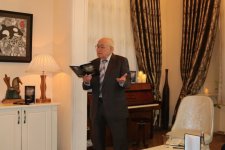 Смычок судьбы Аладдина Ягубова - пока в груди горит огонь (ФОТО)