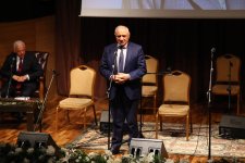 Влюбленный в Азербайджан: Ты - дыханье мое, ты - мой хлеб и вода! (ФОТО)