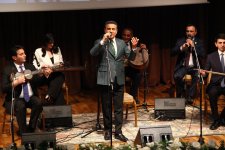 Влюбленный в Азербайджан: Ты - дыханье мое, ты - мой хлеб и вода! (ФОТО)