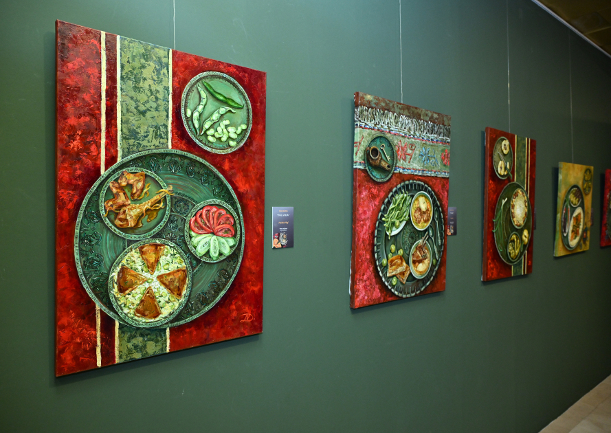 В Национальном музее ковра открылась выставка Нигяр Алиевой (ФОТО)