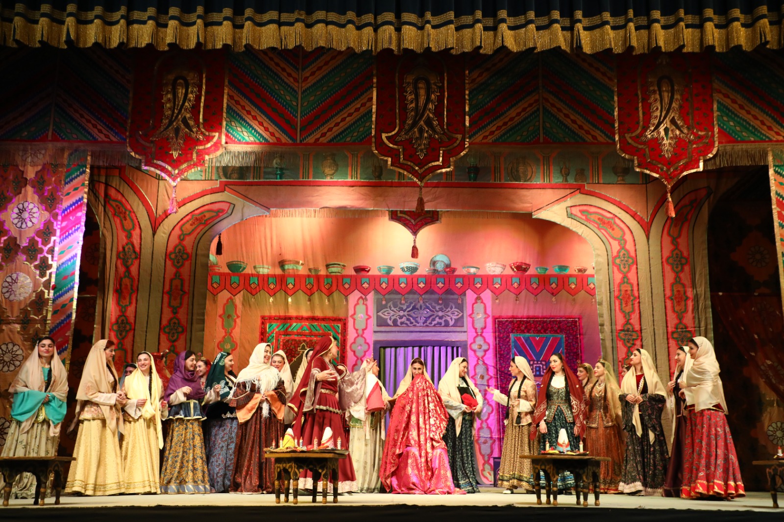 Романтическая интрига на праздник Новруз – к чему привел хитроумный план (ФОТО)