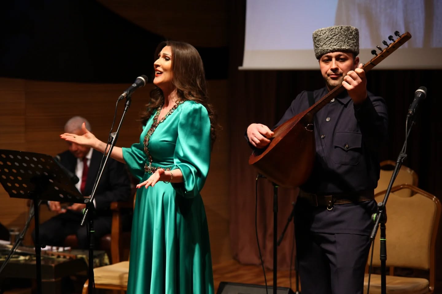 Влюбленный в Азербайджан: Ты - дыханье мое, ты - мой хлеб и вода! (ФОТО)