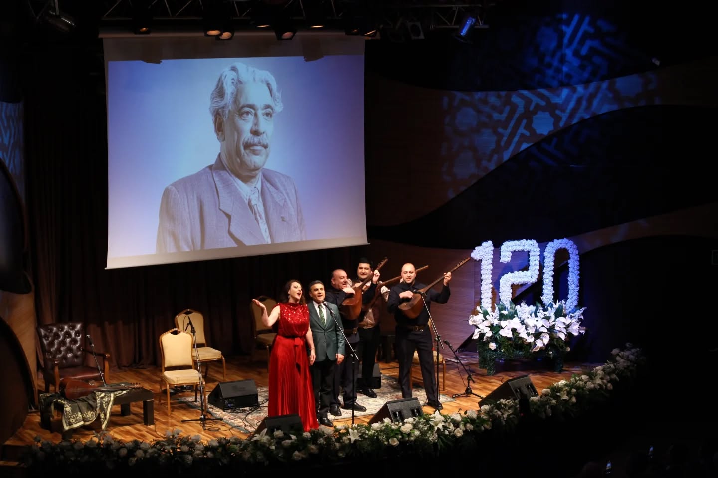 Влюбленный в Азербайджан: Ты - дыханье мое, ты - мой хлеб и вода! (ФОТО)