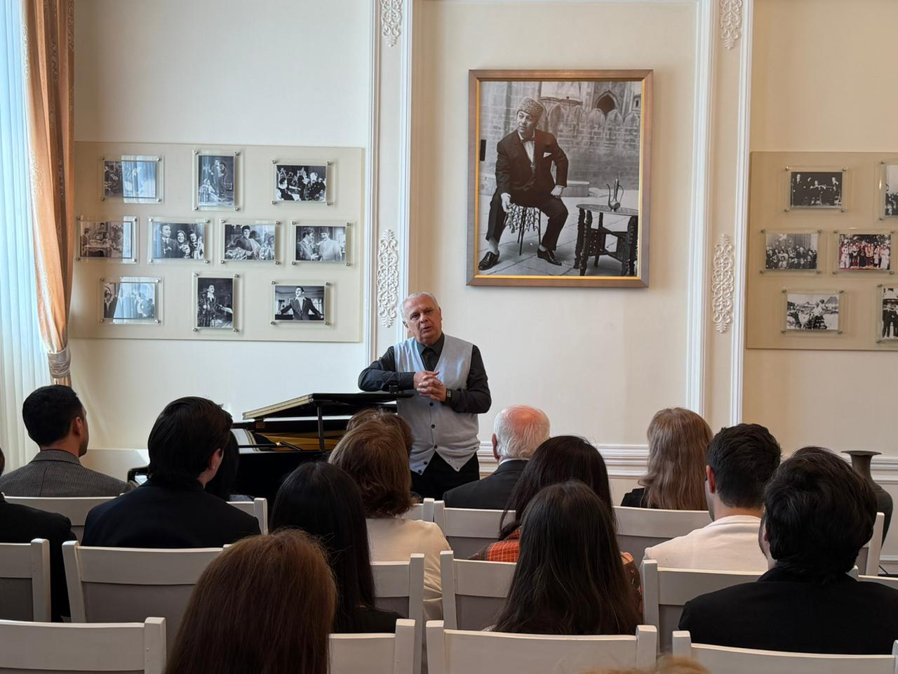 В Баку прошел вечер, посвященный творчеству легендарного Вагифа Мустафазаде (ФОТО)