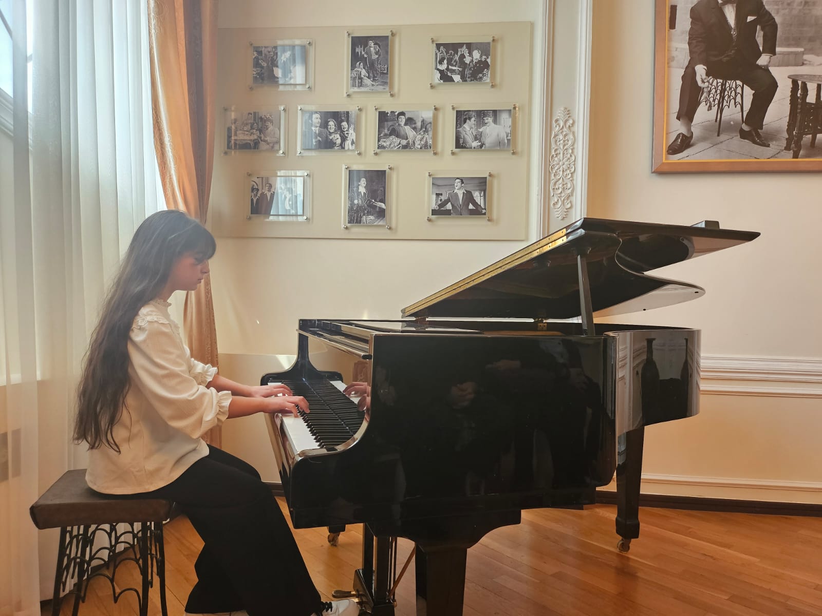 В Баку прошел вечер, посвященный творчеству легендарного Вагифа Мустафазаде (ФОТО)