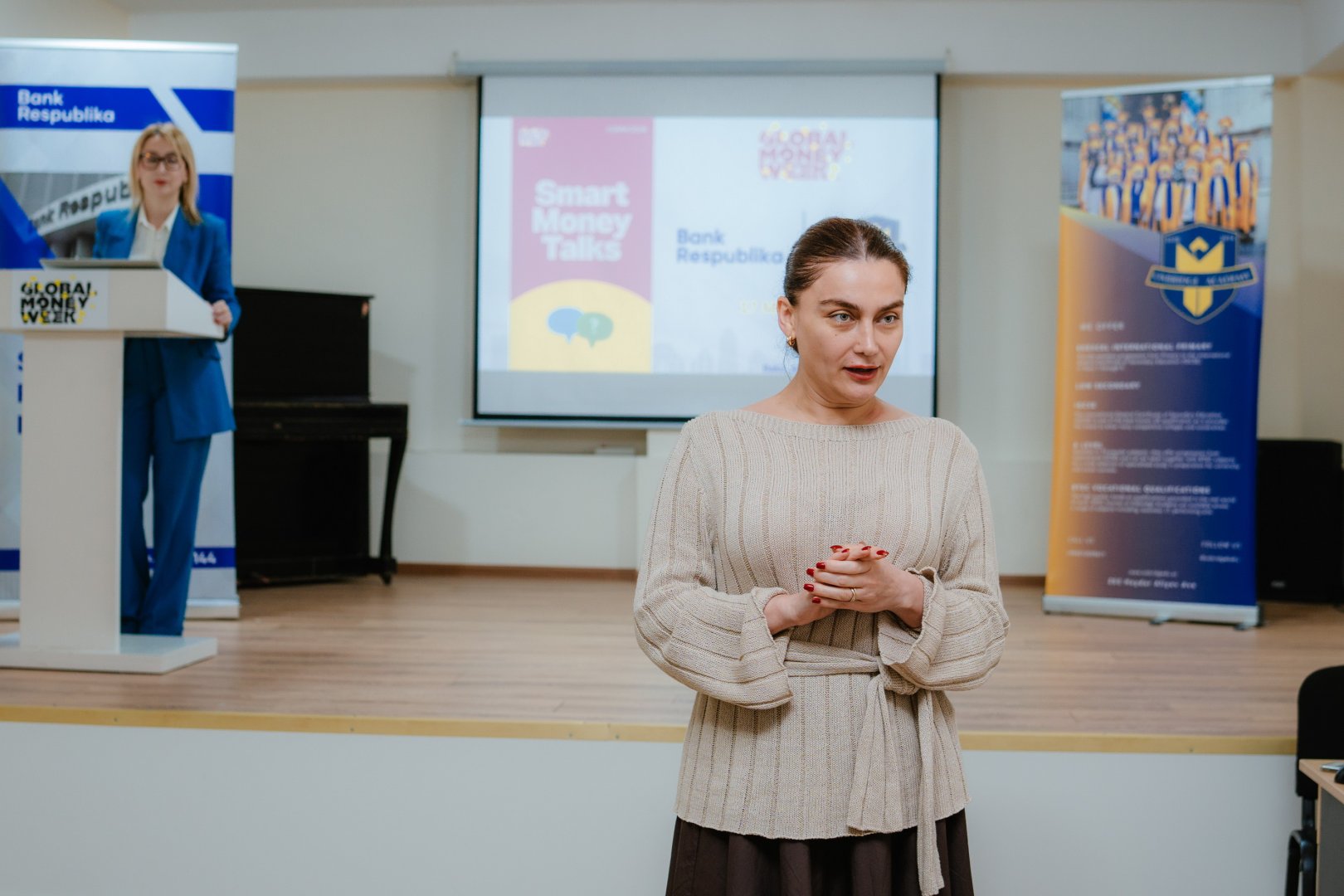 Банк Республика провёл мероприятие, посвящённое Всемирной неделе денег в Академии Oxbridge (ФОТО)