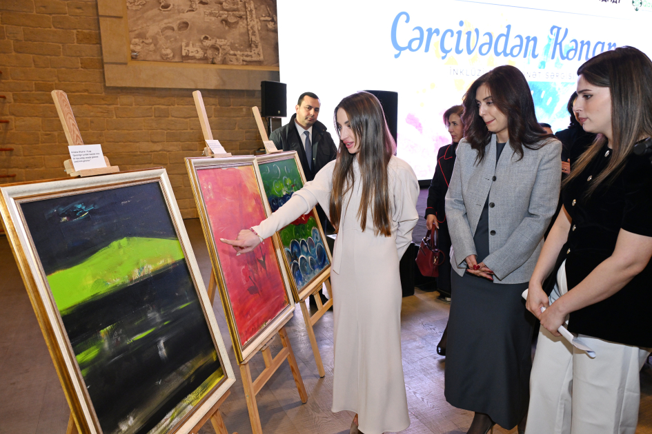 В Музее каменной летописи открылась инклюзивная выставка искусств «Вне рамок» (ФОТО)