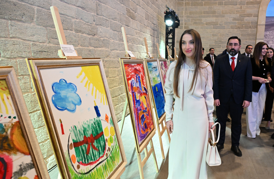 В Музее каменной летописи открылась инклюзивная выставка искусств «Вне рамок» (ФОТО)