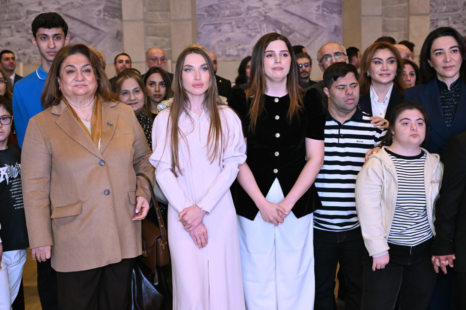 В Музее каменной летописи открылась инклюзивная выставка искусств «Вне рамок» (ФОТО)