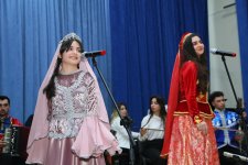 Фестиваль Новруза в Баку – особенные дети, выставка-ярмарка, концерт талантов (ФОТО)