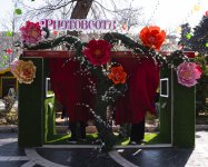 При организации Фонда Nargis проходит традиционная благотворительная ярмарка "Torpaq Əlimdə, Bahar Ürəyimdə" (ФОТО)