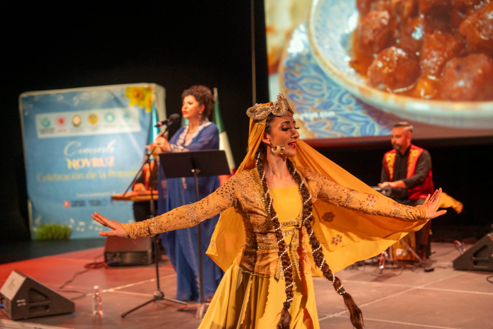 В городе Мехико состоялся торжественный концерт, посвящённый празднику Новруз (ФОТО)