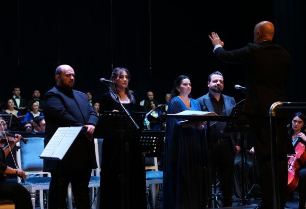 В Гяндже представлена масштабная культурная гастрольная программа (ФОТО)