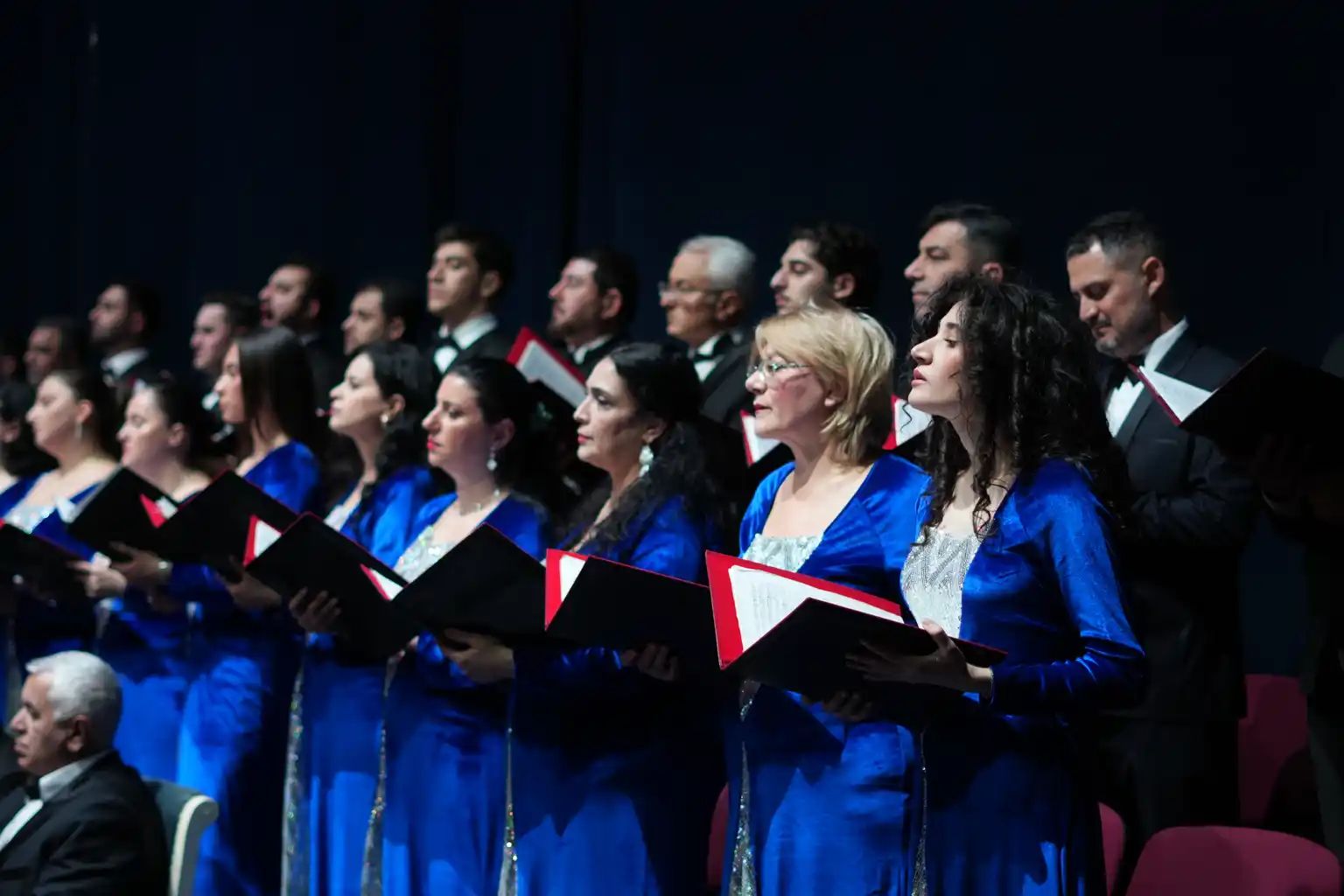 В Гяндже представлена масштабная культурная гастрольная программа (ФОТО)
