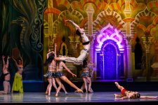 Посвящается горячо любимой жене – в Баку представлена Восточная сказка (ВИДЕО, ФОТО)