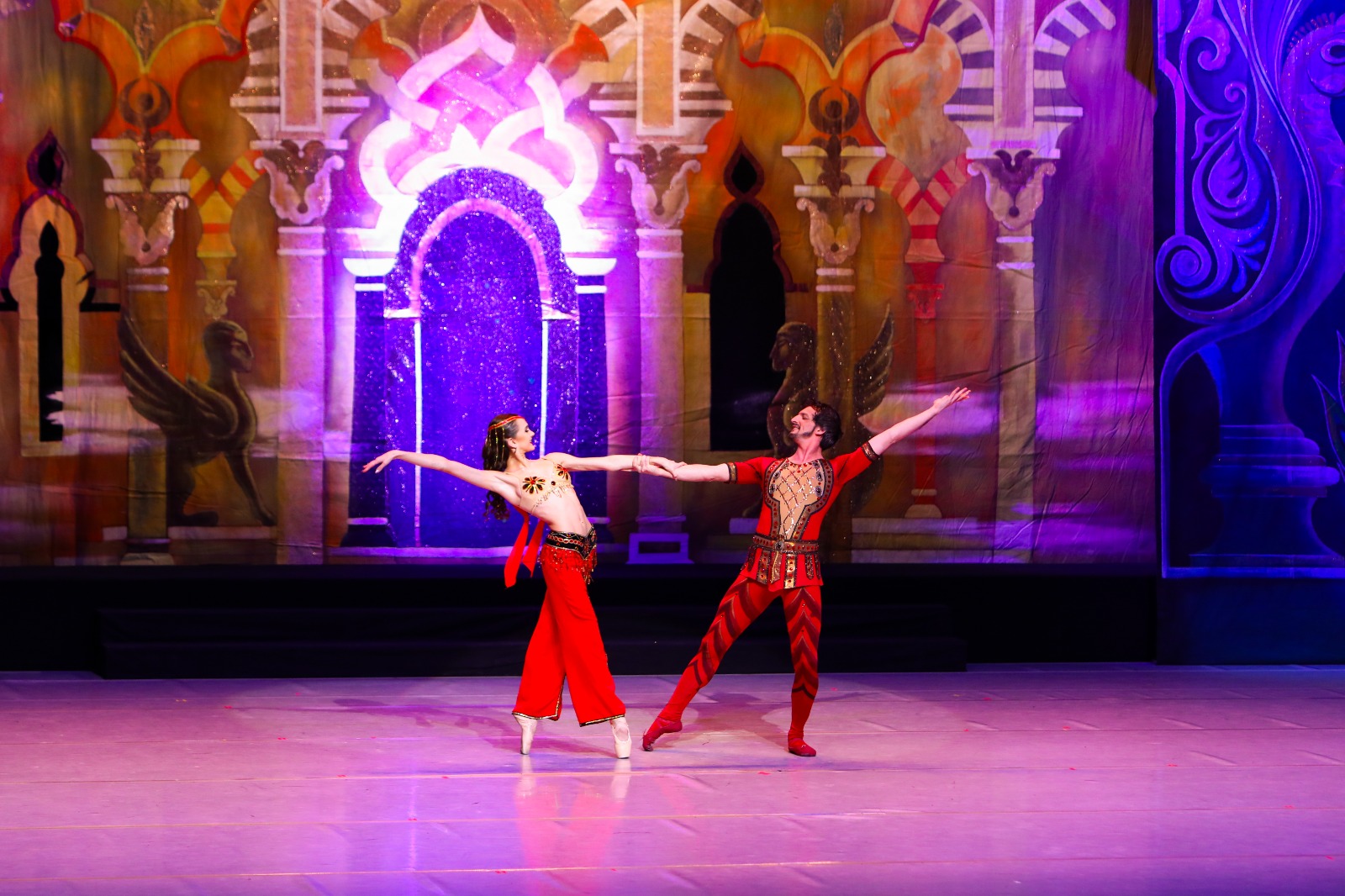 Посвящается горячо любимой жене – в Баку представлена Восточная сказка (ВИДЕО, ФОТО)