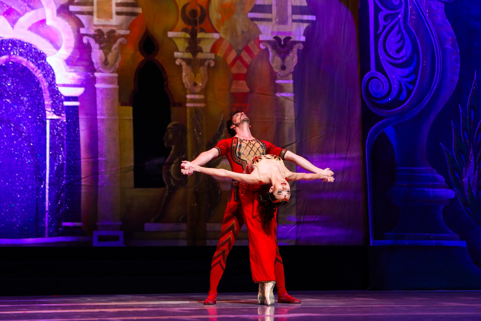 Посвящается горячо любимой жене – в Баку представлена Восточная сказка (ВИДЕО, ФОТО)