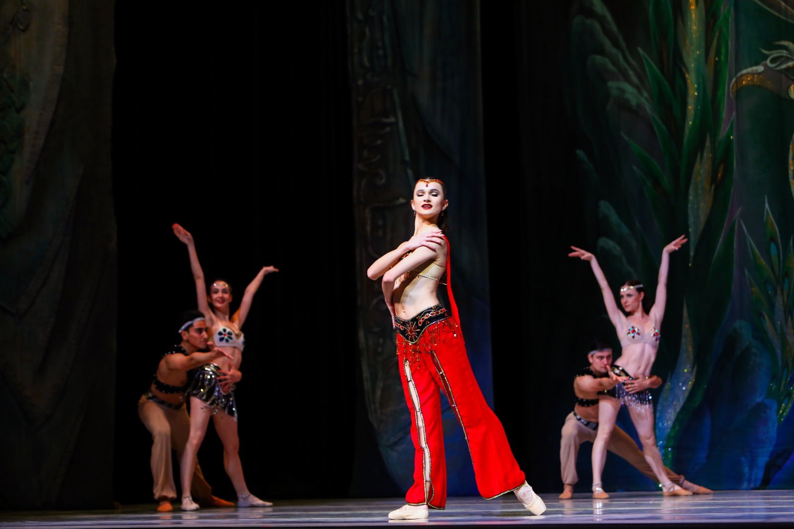 Посвящается горячо любимой жене – в Баку представлена Восточная сказка (ВИДЕО, ФОТО)