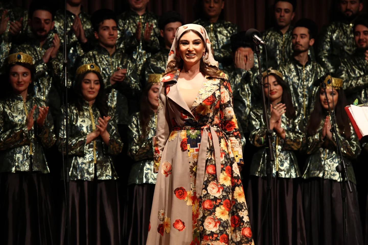 Музыка, танцы, традиции – праздничный вечер Новруза в Баку (ФОТО)