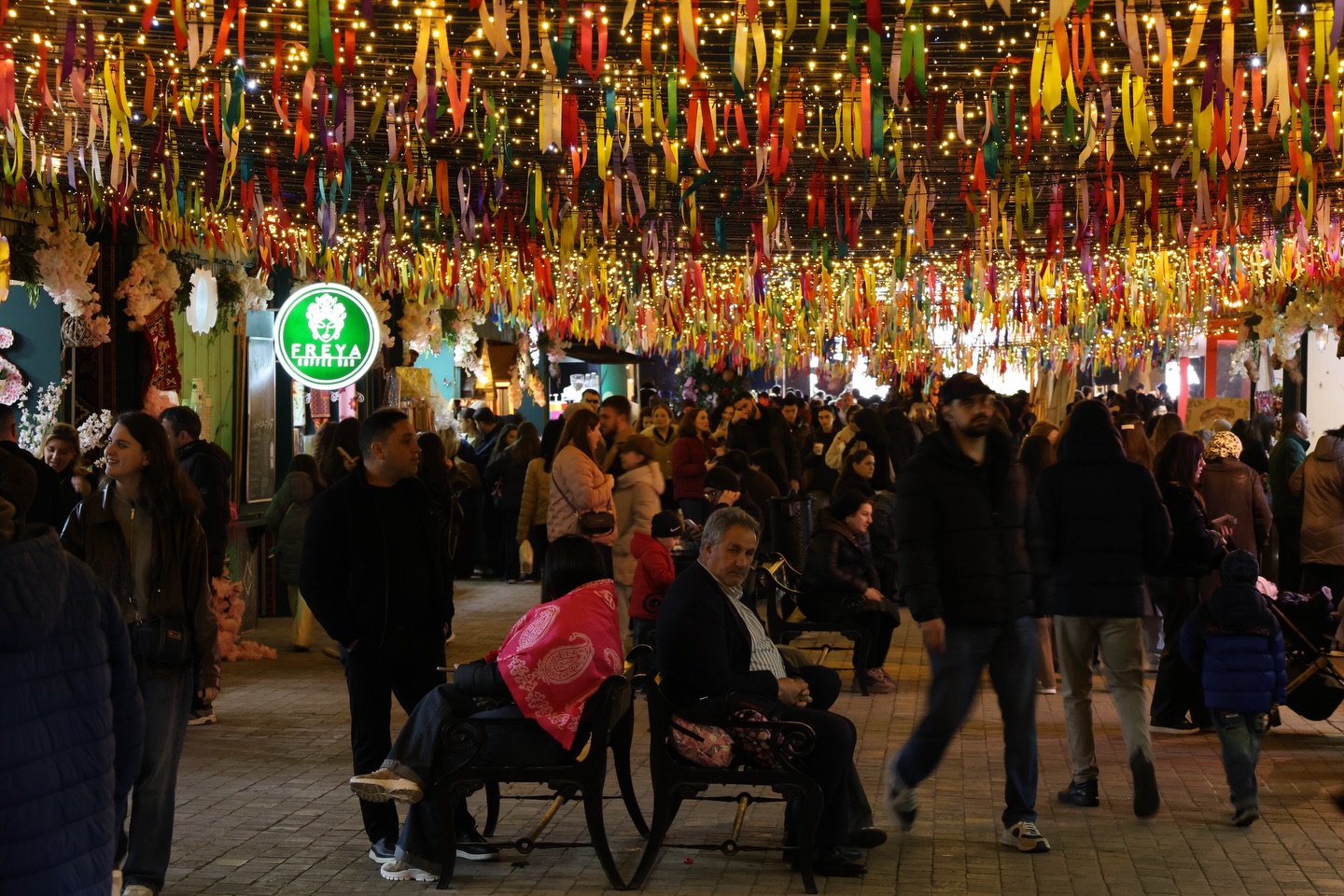 Старинная часть Баку - Ичеришехер в потрясающих красках сказочного Новруза (ФОТО)