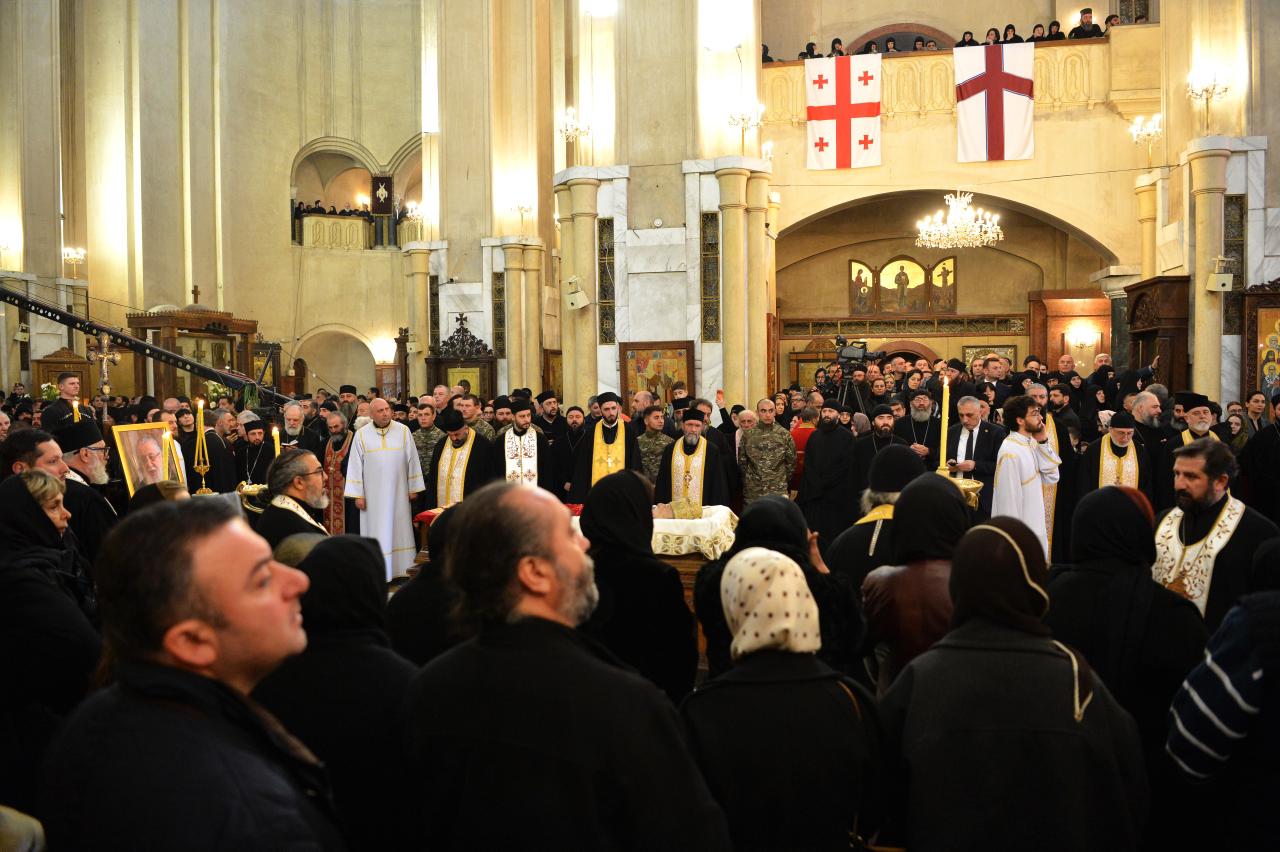 Сахиба Гафарова приняла участие в церемонии упокоения Католикоса-Патриарха Всея Грузии Святейшего Илии II (ФОТО)