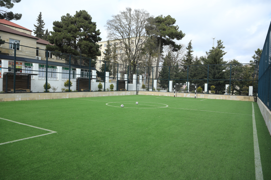 Президент Ильхам Алиев принял участие в открытии нового здания Шамахинского европейского лицея
(ФОТО)