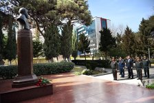 Руководство минобороны Азербайджана посетило военный госпиталь (ФОТО)