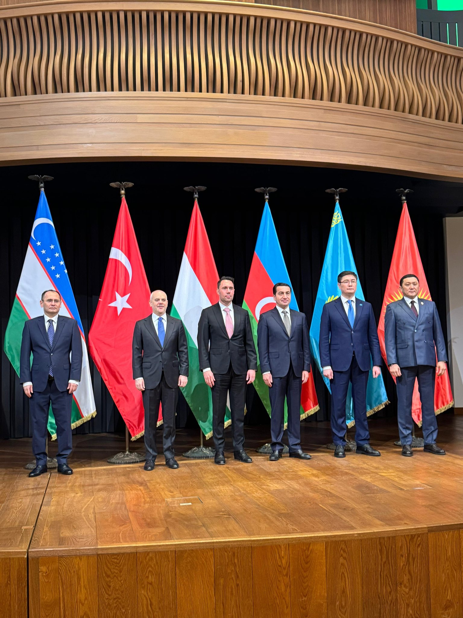 Хикмет Гаджиев принял участие во встрече помощников руководителей стран ОТГ (ФОТО)