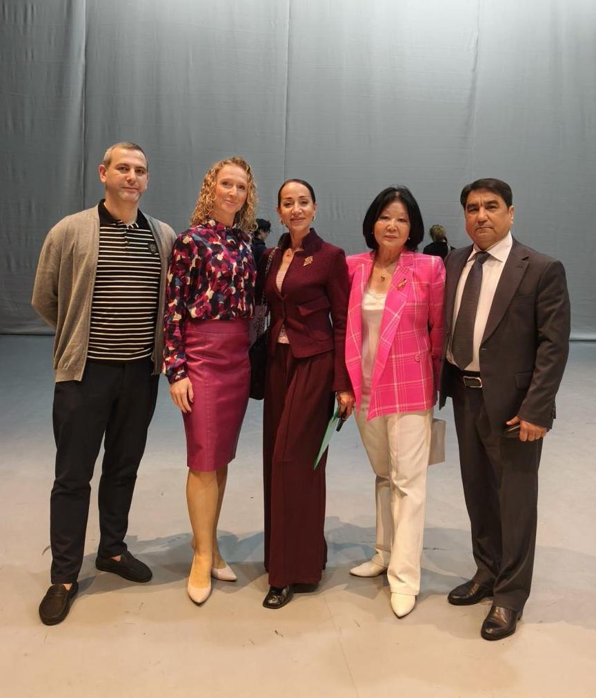 Тарана Мурадова награждена почетным званием и медалью Евразийского Фонда культуры в Казахстане (ФОТО/ВИДЕО)