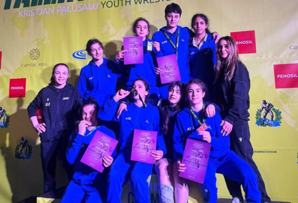 Азербайджанские спортсменки завоевали 5 медалей на турнире по борьбе в Эстонии