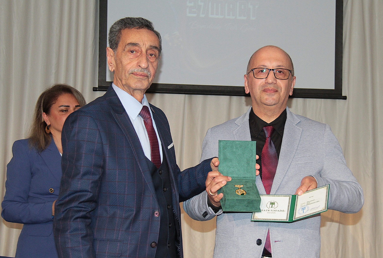 В Баку прошла церемония награждения, приуроченная к Международному дню театра (ФОТО)