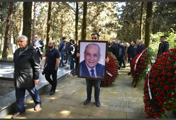 Народный артист Азербайджана Расим Балаев похоронен в I Аллее почётного захоронения (ФОТО)