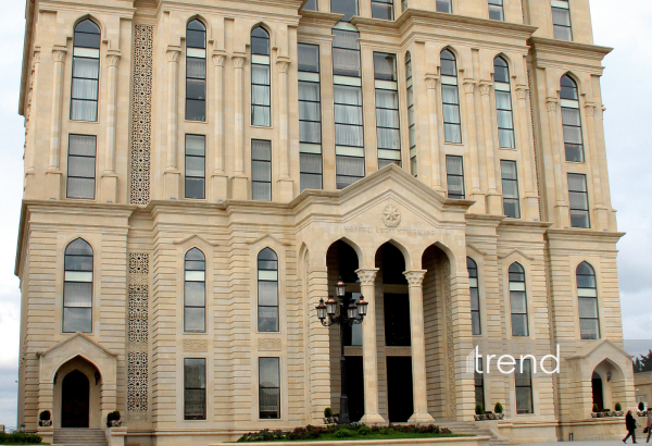 В парламенте Азербайджана ожидается повторное формирование состава ЦИК