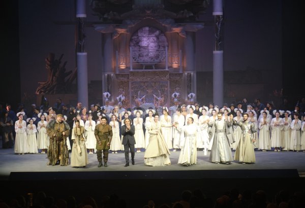 Красноярск встретил звёзд мировой оперы и азербайджанского Маэстро (ФОТО)