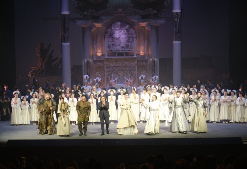 Красноярск встретил звёзд мировой оперы и азербайджанского Маэстро (ФОТО)