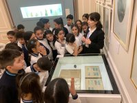 Цветок скорби - гвоздика: Почему детям важно помнить о 31 Марта (ФОТО)