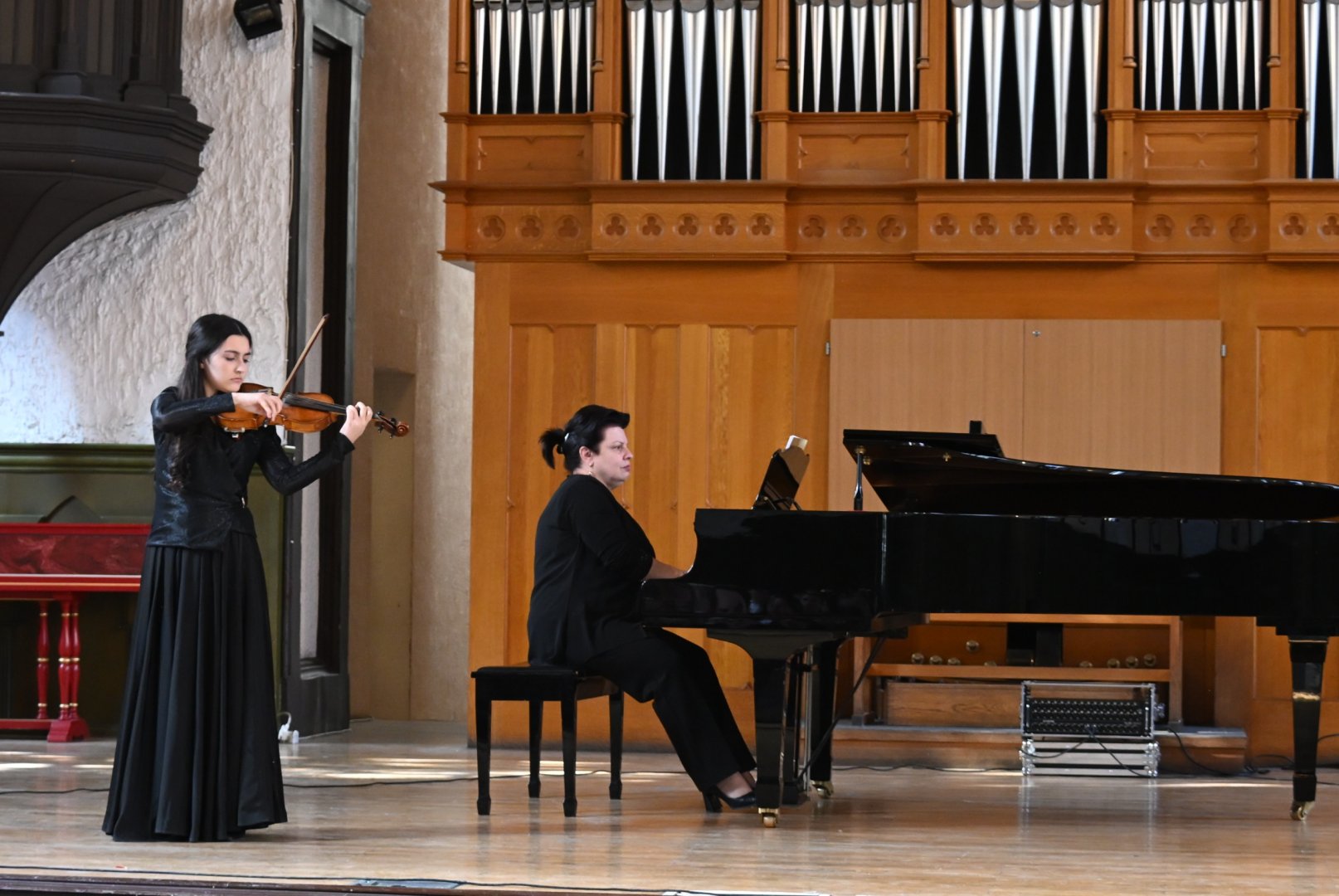 Музыка, объединяющая поколения: обзор мартовских концертов в Зале камерной и органной музыки (ФОТО)