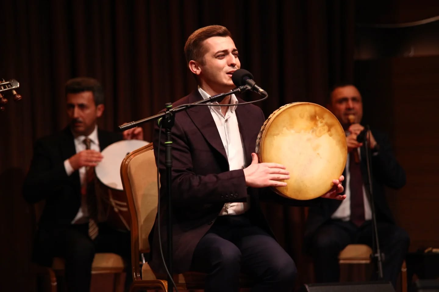 Сакральная музыка души: О чем молчит и поет мугам (ФОТО)