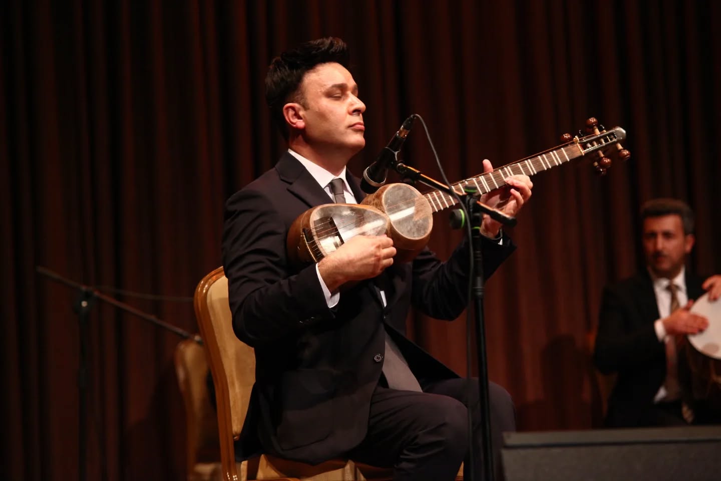 Сакральная музыка души: О чем молчит и поет мугам (ФОТО)