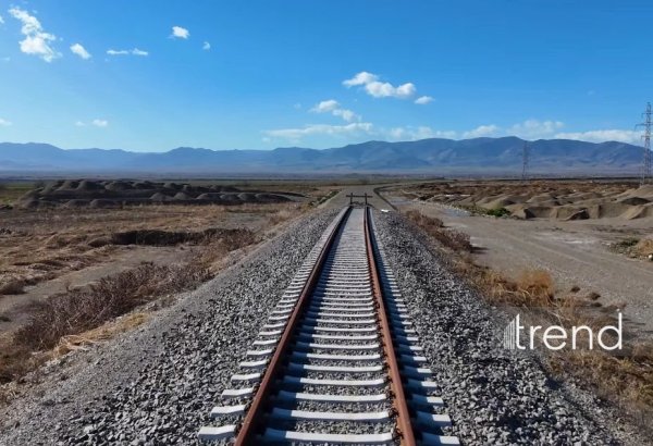 На ж/д Агдам-Ханкенди планируется строительство трех станций (ВИДЕО)