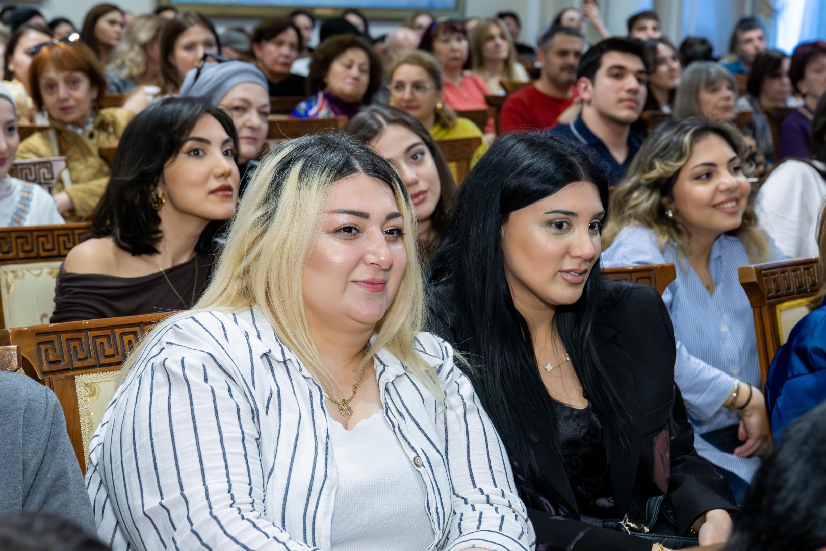 В Баку показали классику с тонким чувством юмора (ФОТО)